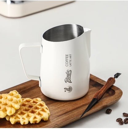 BINCOO Milk Frothing Pitcher 420ml Milk Frother Cup Espresso Steaming Pitcher Stainless Steel Milk Frother Jug Home Barista Tool