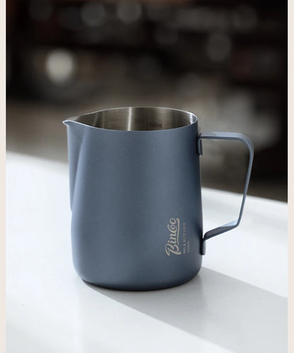 350/600ML Coffee Milk Frothing Pitcher Jug 304 Stainless Steel Precise Scale High Quality Latte Barista Professional CafeUtensil