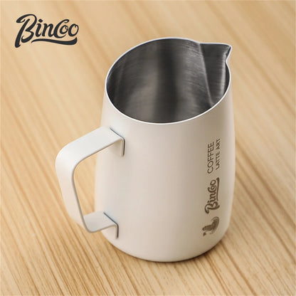 BINCOO Milk Frothing Pitcher 420ml Milk Frother Cup Espresso Steaming Pitcher Stainless Steel Milk Frother Jug Home Barista Tool