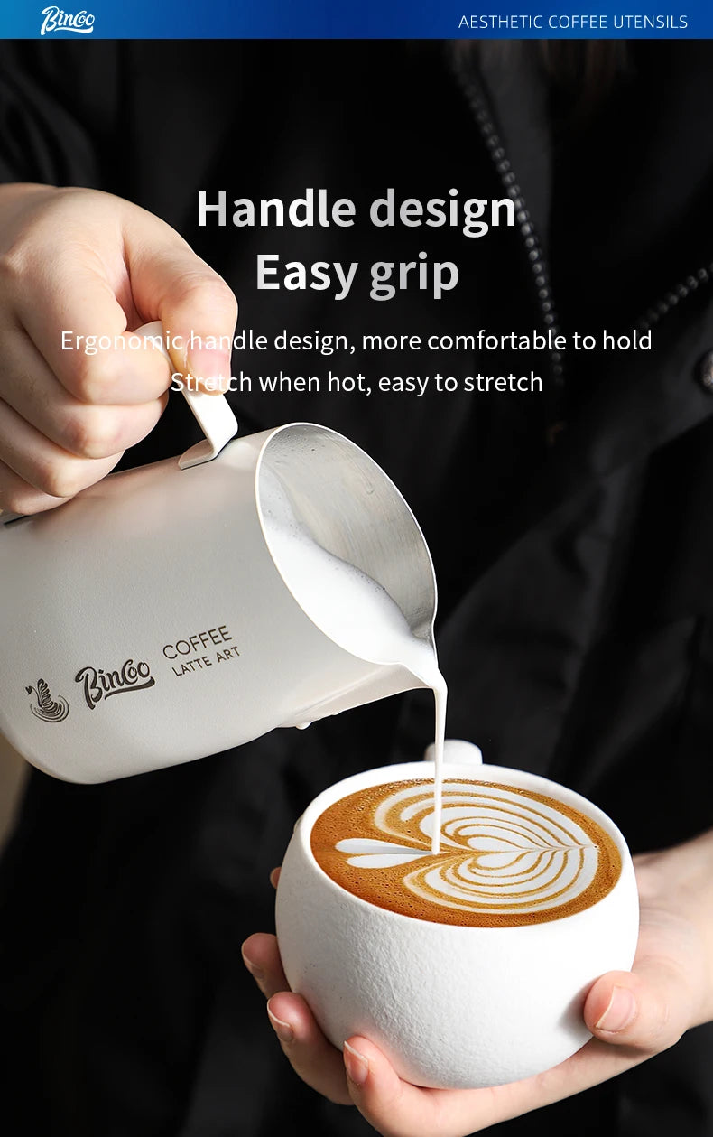 BINCOO Milk Frothing Pitcher 420ml Milk Frother Cup Espresso Steaming Pitcher Stainless Steel Milk Frother Jug Home Barista Tool